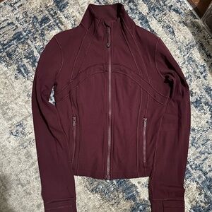 Lululemon cropped define jacket garnet 6